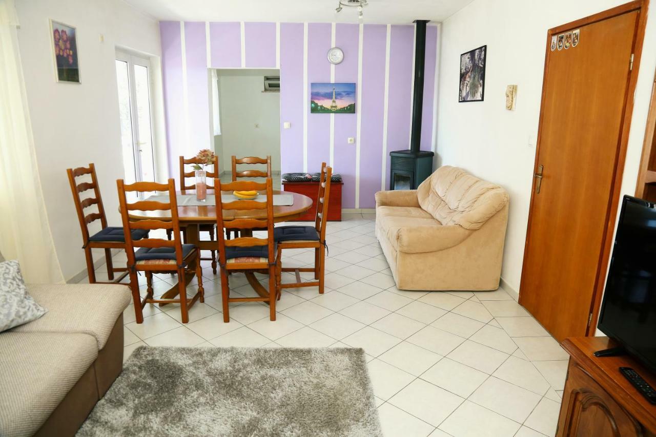 Apartments Tonia Br. 1 Zavalatica Exterior foto